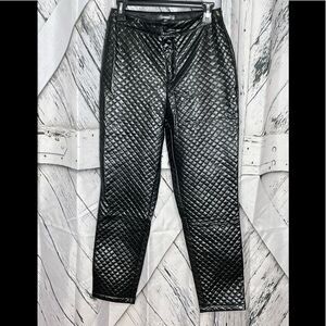NWT Misguided Quilted Faux Leather Pants Black 6